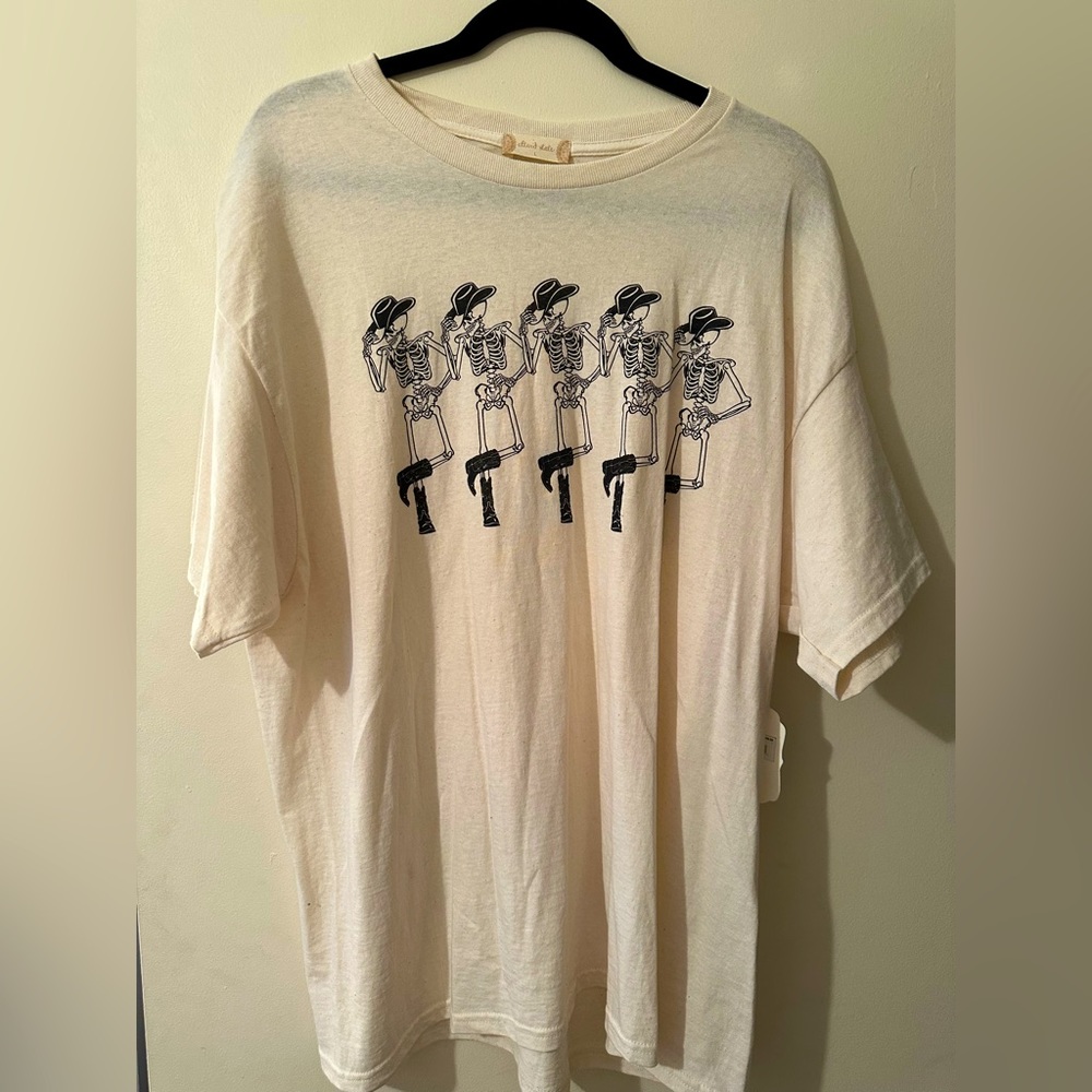 Altar’d State Cowboy Skeleton Graphic Tee, Size L, Ivory